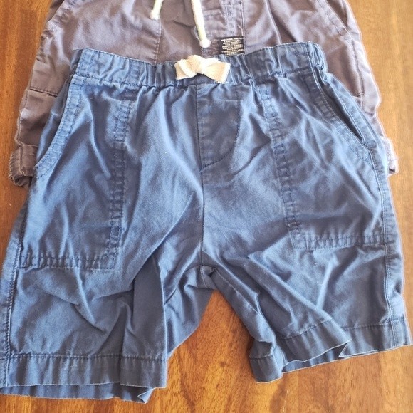 🔥4/$15🔥 Bundle 3 Pairs Shorts size 18 month Cargo shorts - Picture 4 of 10